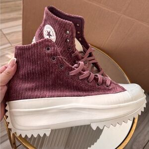 Converse Women 9.5 Run Star Hike Cozy Utility Chunky Platform Sneakers Dark Wine
